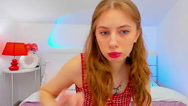 EricaLow online show from 29, 5, 2026