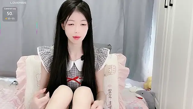 Snapshot of XiaoMei-iiiiii chatting on 28, 4, 2026 XiaoMei-iiiiii online show from 28, 4, 2026