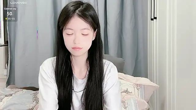 Snapshot of XiaoMei-iiiiii chatting on 28, 5, 2026 XiaoMei-iiiiii online show from 28, 5, 2026