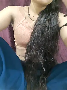 Riya rani7 online show from 4, 7, 2026