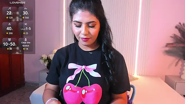 LucyWild8 online show from 10, 7, 2026