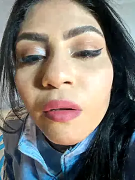 LucyWild8 online show from 15, 7, 2026