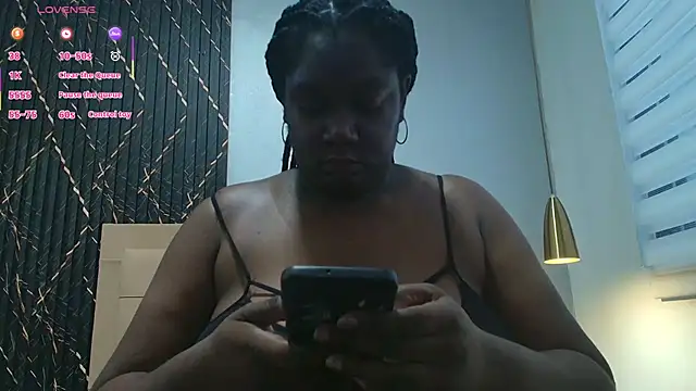 Snapshot of Canela__hot chatting on 30, 5, 2026 Canela hot online show from 30, 5, 2026