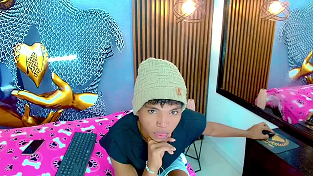 Chris Hott online show from 18, 5, 2026