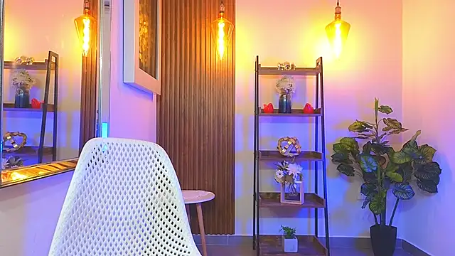 Cherry Vixen  online show from 27, 4, 2026