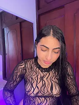 Lily Rush online show from 28, 4, 2026
