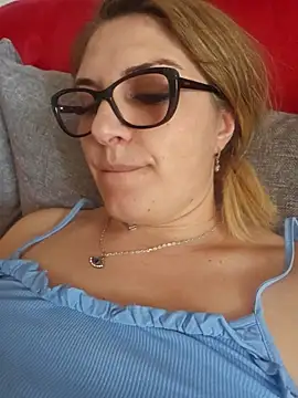 Snapshot of I_amBianca chatting on 4, 5, 2026 I amBianca online show from 4, 5, 2026