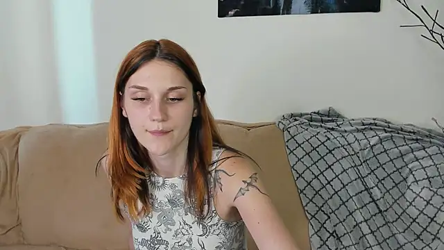 elani lune online show from 4, 8, 2026
