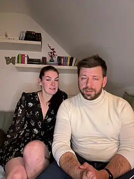 Snapshot of Hasi_und_Baerchen chatting on 12, 5, 2026 Hasi und Baerchen online show from 12, 5, 2026