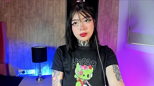 Snapshot of hanna_riu chatting on 4, 6, 2026 hanna riu online show from 4, 6, 2026