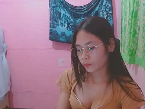 Sweetsexylady19 online show from 17, 5, 2026