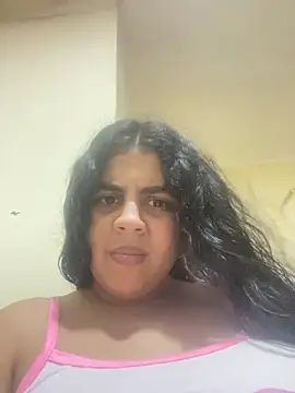 Carolina caro online show from 10, 5, 2026