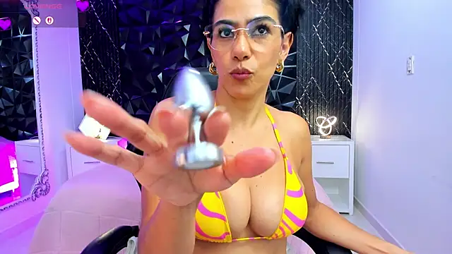 MandyFisher online show from 11, 7, 2026