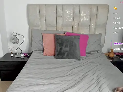 Snapshot of nia_brown chatting on 26, 4, 2026 nia brown online show from 26, 4, 2026