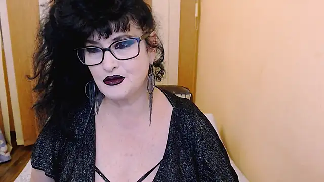 QuuenOfSin online show from 8, 12, 2024