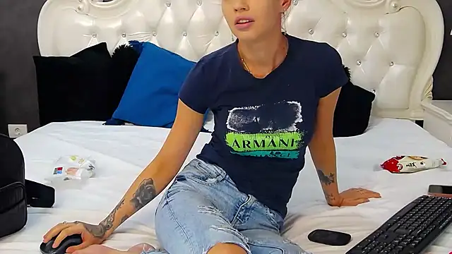 Snapshot of MeghanLoft chatting on 25, 7, 2026 MeghanLoft online show from 25, 7, 2026