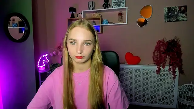 ollivia dream online show from 11, 5, 2026