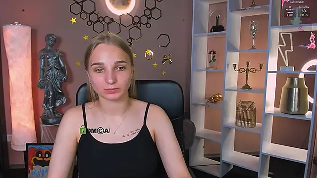 ollivia dream online show from 5, 6, 2026
