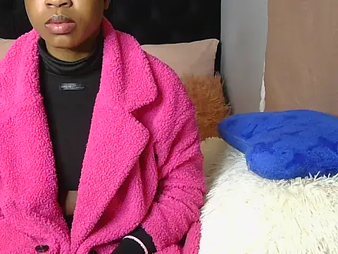 julianaa19 online show from 28, 4, 2026