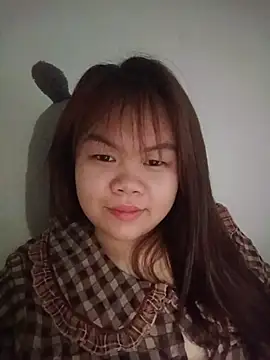 Truxcy1 online show from 4, 6, 2026