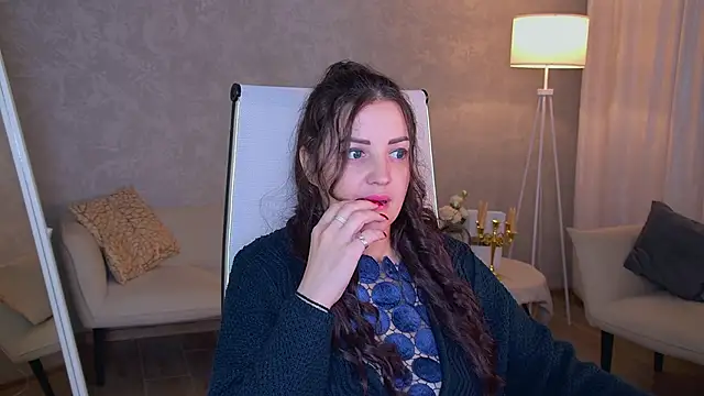 AureliaVane online show from 17, 6, 2026
