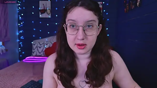 Snapshot of minionkaa chatting on 3, 5, 2026 minionkaa online show from 3, 5, 2026