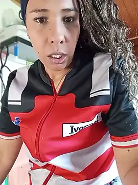 Ivon C online show from 25, 5, 2026