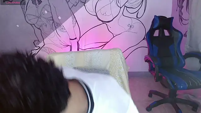 caius bigcock1 online show from 13, 5, 2026