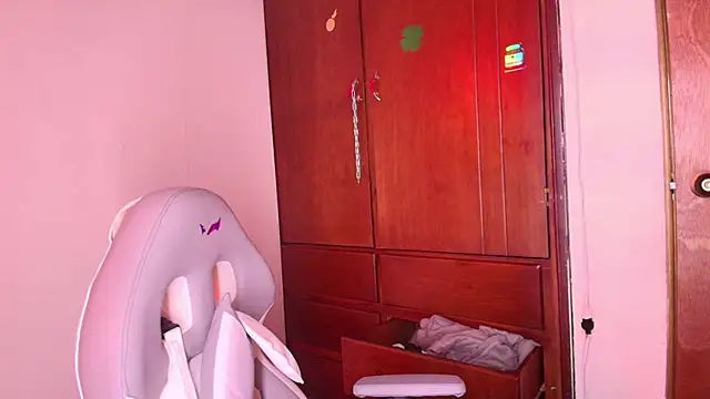 Victoriia Jackson online show from 5, 6, 2026