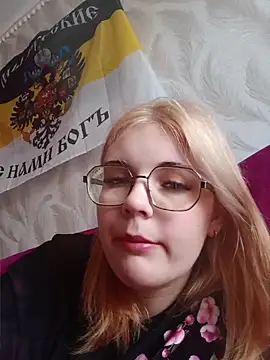 LoisFox online show from 11, 6, 2026