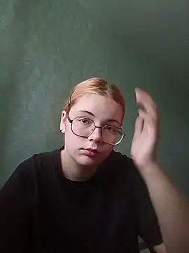 LoisFox online show from 28, 7, 2026