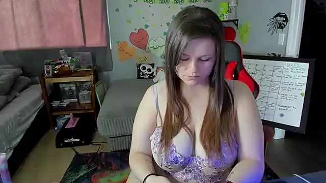 DelilaFields2 online show from 3, 5, 2026