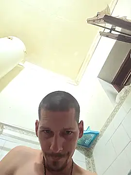 Tomicxxx93 online show from 22, 7, 2026