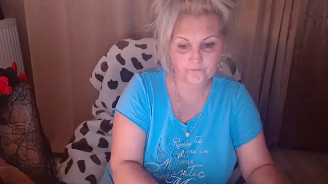 Divineblond online show from 31, 10, 2025