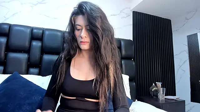 AshleyyHall online show from 14, 5, 2026
