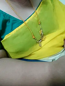 Snapshot of Call_Honey chatting on 27, 6, 2026 Call Honey online show from 27, 6, 2026
