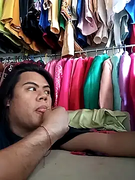 UrLovingOphelia online show from 23, 4, 2026