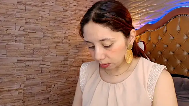 stephaniesun  online show from 24, 4, 2026