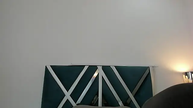 Nicoll 89 online show from 14, 6, 2026