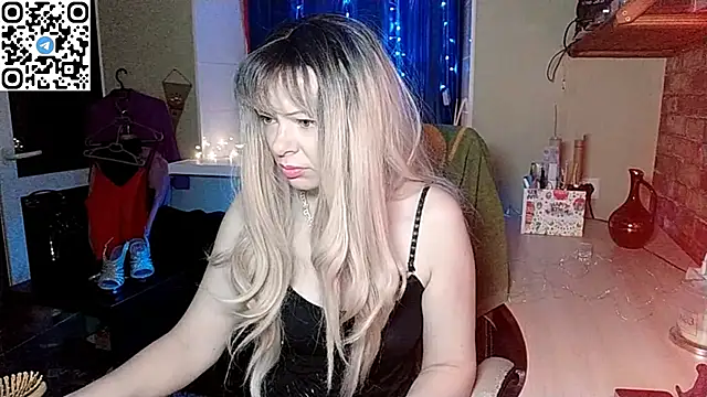 Fluffy Duffy962 online show from 10, 6, 2026