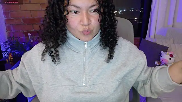 Snapshot of MissBronte chatting on 25, 6, 2026 MissBronte online show from 25, 6, 2026