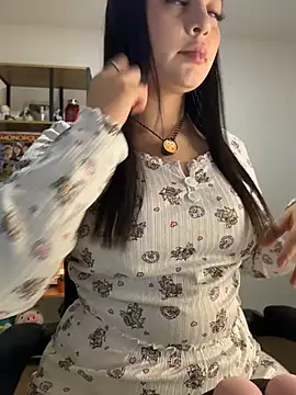-Lorelain- online show from 23, 7, 2026