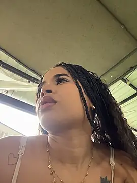Snapshot of EmmaExoticaXXX chatting on 9, 7, 2026 EmmaExoticaXXX online show from 9, 7, 2026