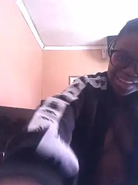 Snapshot of Hotboobs27 chatting on 4, 5, 2026 Hotboobs27 online show from 4, 5, 2026