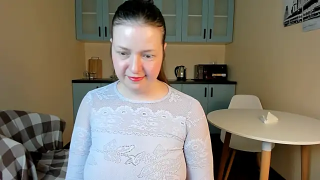 NellieBev online show from 8, 5, 2026