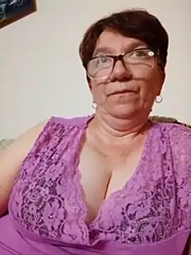 Snapshot of KetQueen101 chatting on 6, 7, 2026 KetQueen101 online show from 6, 7, 2026