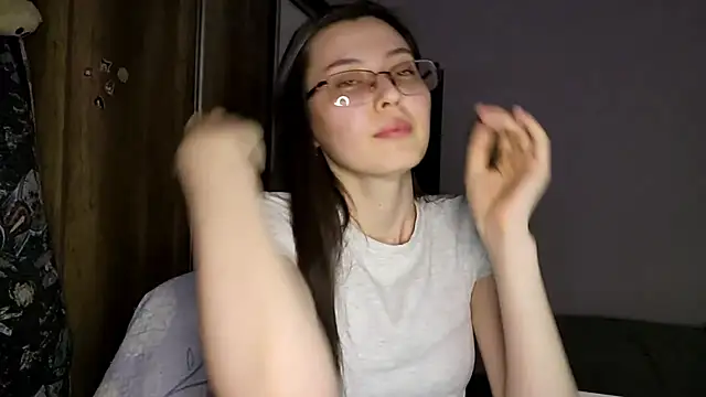AshleyTropiano online show from 26, 5, 2026