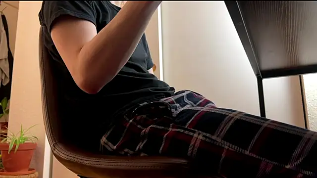 Yourgoodboy j online show from 27, 4, 2026