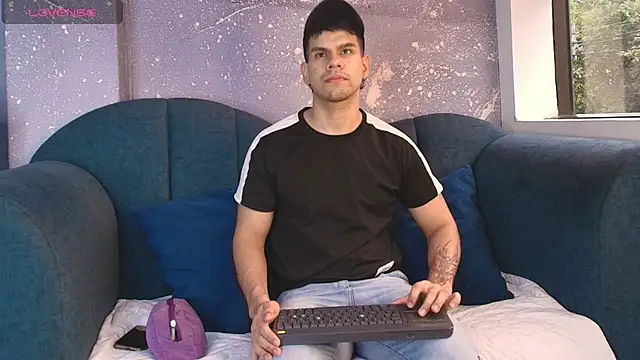 Snapshot of Derek_Voss chatting on 30, 6, 2026 Derek Voss online show from 30, 6, 2026