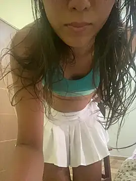 paulinha20230 online show from 27, 4, 2026